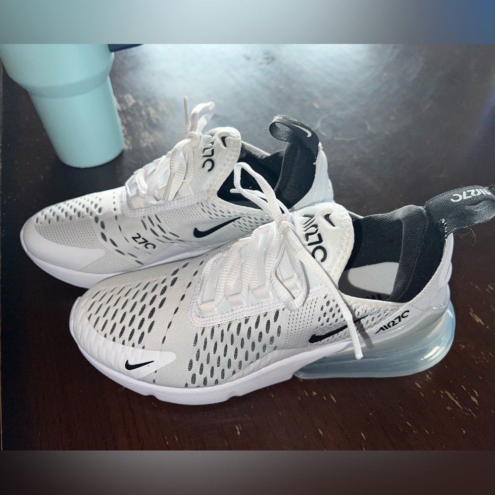 BRAND NEW Nike air max 270